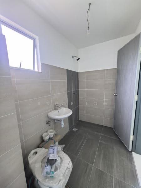 Rumah Teres 2-Tingkat untuk Dijual di Kapar (Selangor) - Janice Low - Bathroom - PropertyGuru.com.my