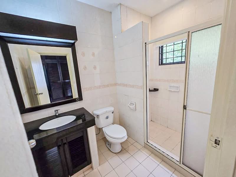 Kondominium untuk Disewa di Wickham Residence - Sandhu . - Bathroom 2 - PropertyGuru.com.my