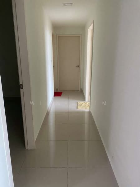 Kondominium untuk Dijual di The Z Residence - Winnie Lim - Corridor - PropertyGuru.com.my