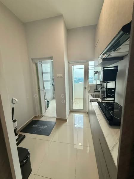Service Residence for Rent at D'carlton (Residensi Seri Mega) - Loong Hing Liong - Kitchen - PropertyGuru.com.my