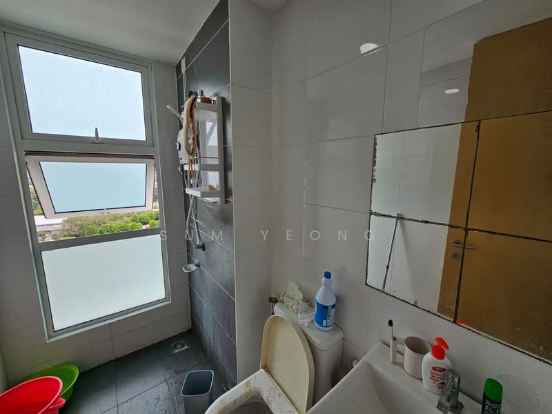 Servis Apartment untuk Disewa di De Centrum Residences - Sum Yeong - Bathroom - PropertyGuru.com.my