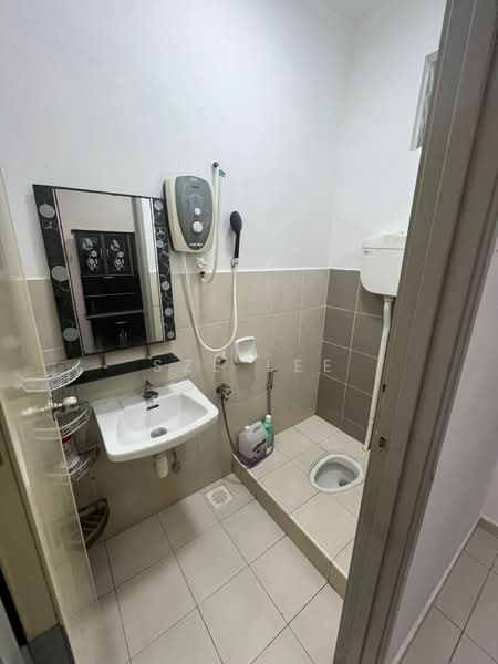 Rumah Teres 2 Tingkat untuk Disewa di Taman Mount Austin (Tebrau) - Sze Lee - Bathroom - PropertyGuru.com.my