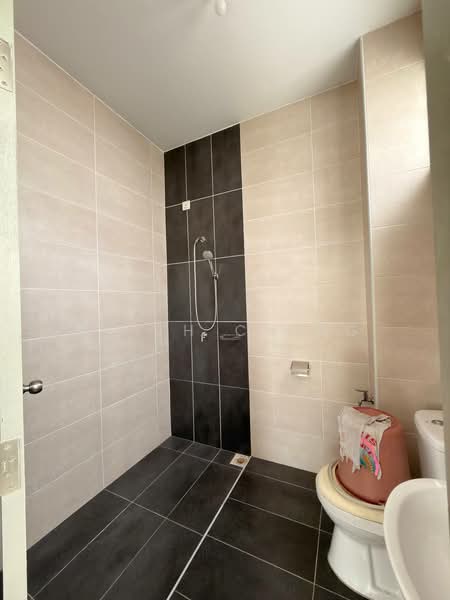 2-storey Terraced House for Sale in Skudai (Johor) - Keith Ching - Bathroom - PropertyGuru.com.my