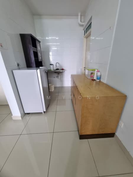 Servis Apartment untuk Disewa di De Centrum Residences - Sum Yeong - Kitchen - PropertyGuru.com.my