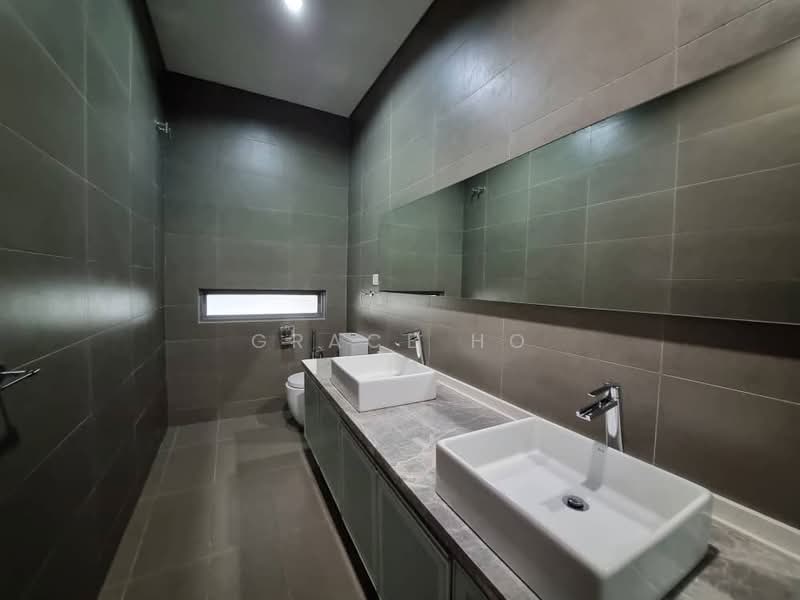 Rumah Teres 3 Tingkat untuk Disewa di The Breezeway - Grace Ho - Bathroom - PropertyGuru.com.my