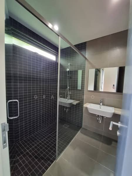 Rumah Teres 3 Tingkat untuk Disewa di The Breezeway - Grace Ho - Bathroom - PropertyGuru.com.my