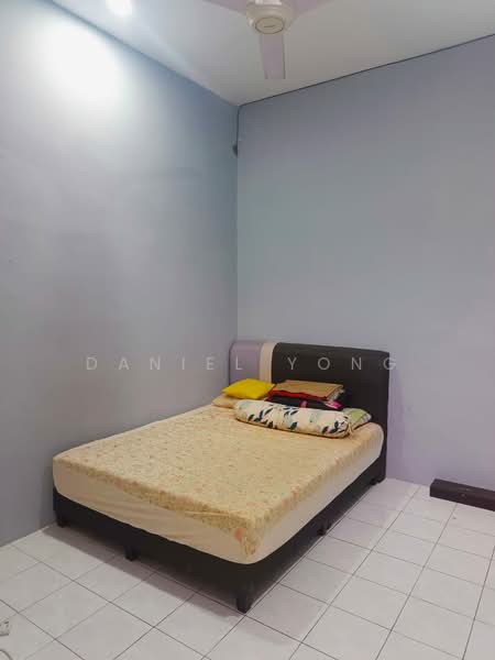 Rumah Teres 1 Tingkat untuk Dijual di Bandar Putra (Kulai) - Daniel Yong - Bedroom - PropertyGuru.com.my
