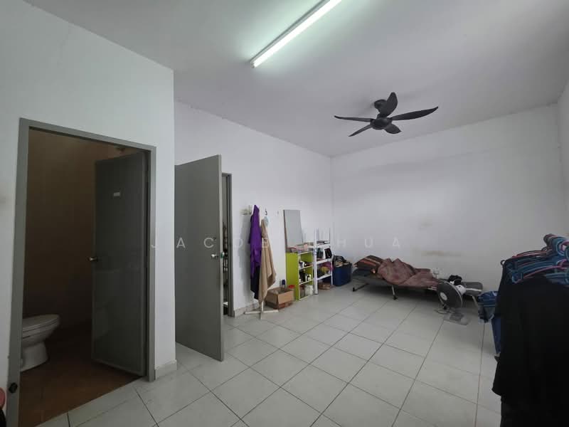 2-storey Terraced House for Sale in Taman Scientex Utama (Senai) - Jacob Chua - Interior - PropertyGuru.com.my