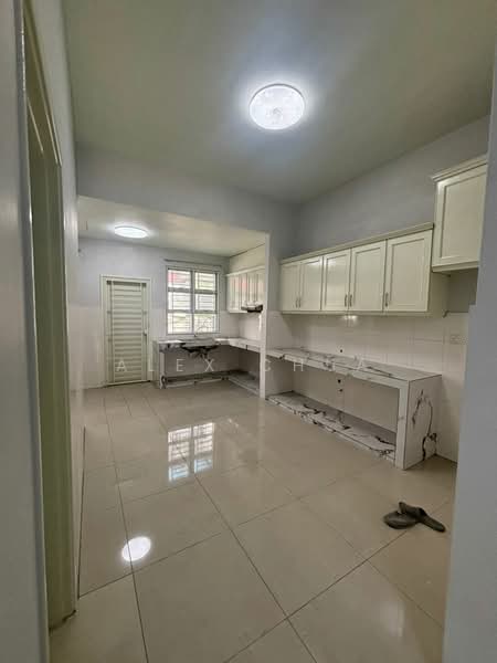 2-storey Terraced House for Rent in Kota Kemuning (Shah Alam) - Alex Chua - Kitchen - PropertyGuru.com.my