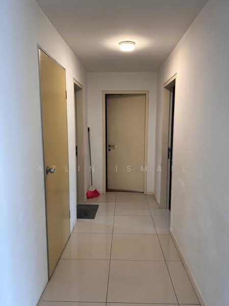 Servis Apartment untuk Disewa di Renai Jelutong - Azlin Ismail - Corridor - PropertyGuru.com.my