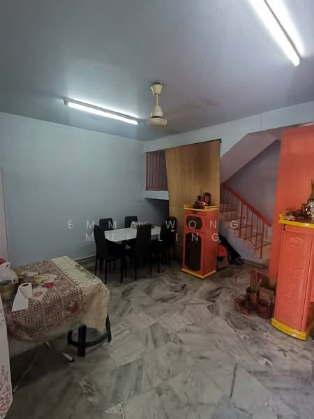 3-storey Terraced House for Sale in Kepong (Kuala Lumpur) - Emma Wong Mui Ling - Dining Room - PropertyGuru.com.my