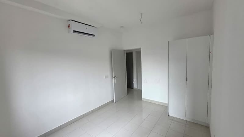 Kondominium untuk Disewa di Idaman Bukit Jelutong - Zaimah Zamri - Bedroom - PropertyGuru.com.my