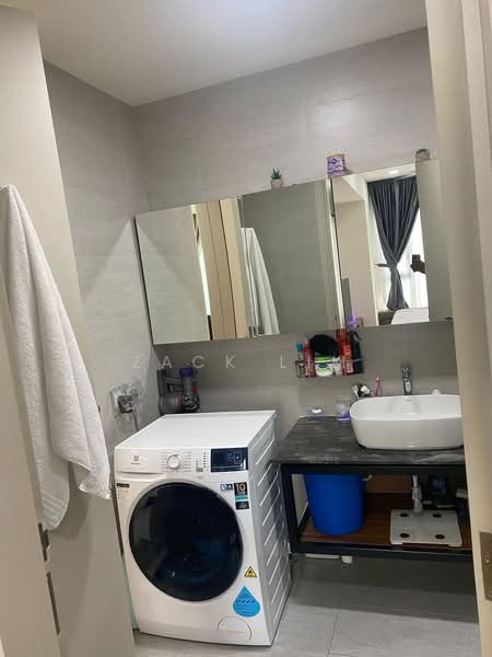 Service Residence for Rent at Residensi Solaris Parq - Zack Lim - Bathroom - PropertyGuru.com.my