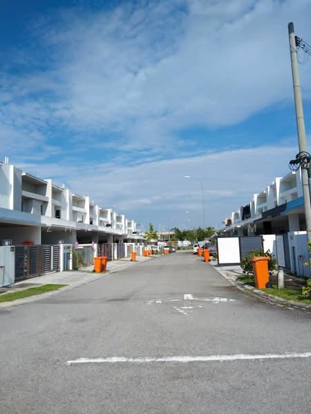 Terraced House for Sale in Bandar Sri Sendayan (Negeri Sembilan) - Zhi Wang Lim - Exterior - PropertyGuru.com.my