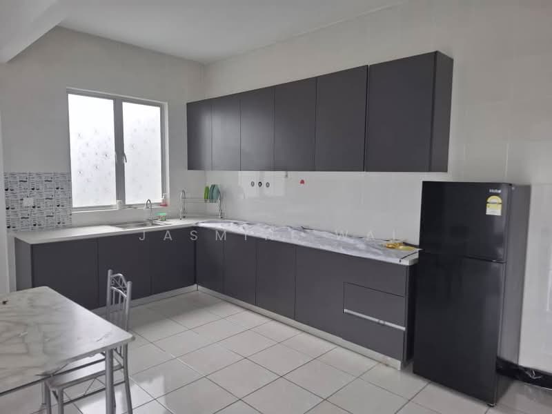 Pangsapuri untuk Disewa di Idaman Abadi - Jasmine Wai - Kitchen - PropertyGuru.com.my