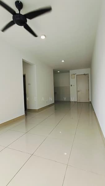 Servis Apartment untuk Disewa di One Maxim - Kean Yu - Living Room - PropertyGuru.com.my