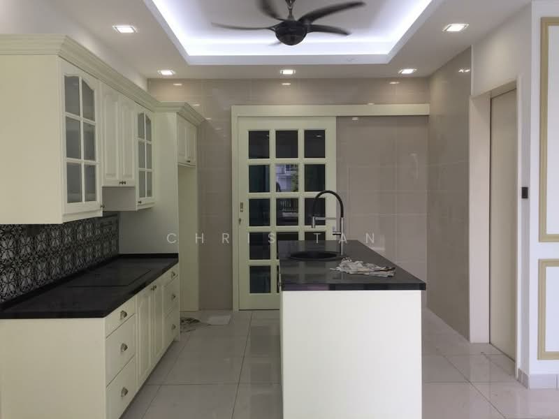 Semi-Detached House for Rent in 16 Sierra (Puchong) - Chris Tan - Kitchen - PropertyGuru.com.my