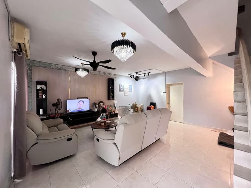 Terraced House for Sale in Sungai Buloh (Selangor) - Nurain . - Living Room - PropertyGuru.com.my