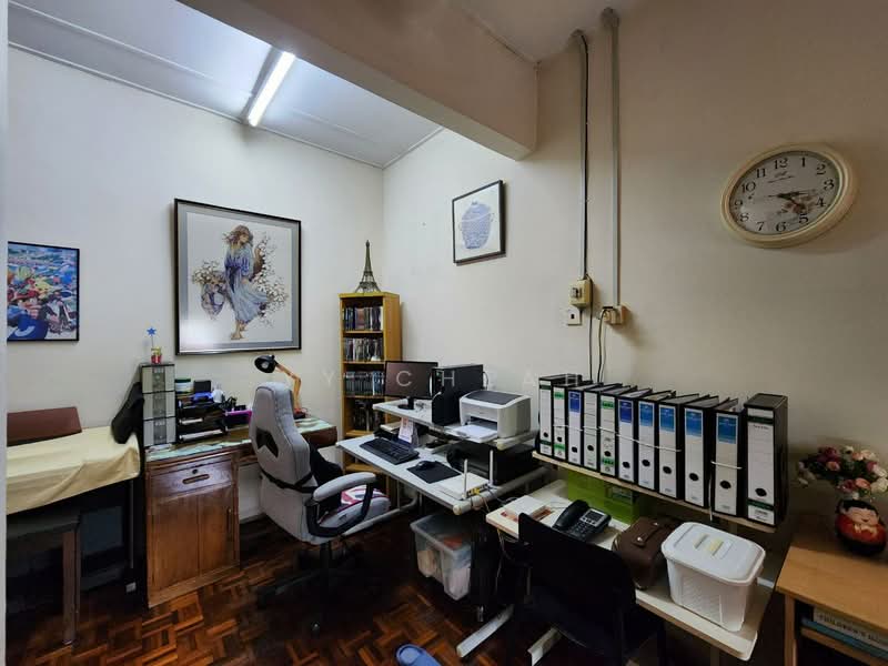 Semi-Detached House for Sale in Taman Hillview (Ipoh) - YY Cheah - Study - PropertyGuru.com.my