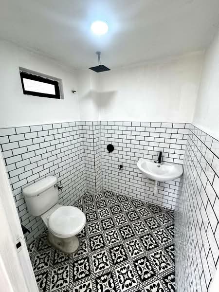 2-storey Terraced House for Sale in Seri Kembangan (Selangor) - Hazeman Omar - Bathroom - PropertyGuru.com.my