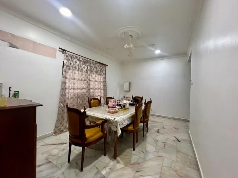 Bungalow for Sale in Seksyen 9 (Shah Alam) - Nurain . - Dining Room - PropertyGuru.com.my