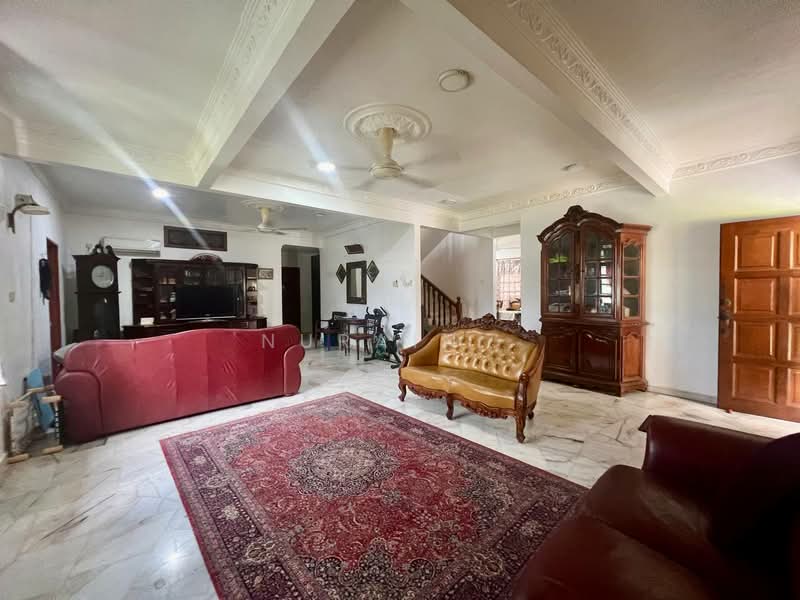 Bungalow for Sale in Seksyen 9 (Shah Alam) - Nurain . - Living Room - PropertyGuru.com.my