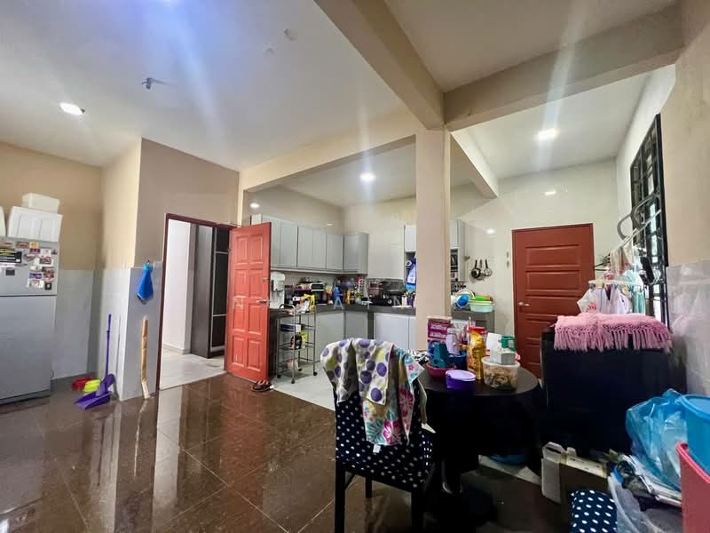 Bungalow for Sale in Seksyen 9 (Shah Alam) - Nurain . - Kitchen - PropertyGuru.com.my