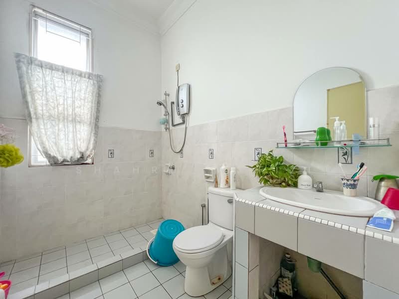 Semi-Detached House for Sale in Bandar Seri Putra (Bangi) - Shahrul Hafizi - PropertyGuru.com.my