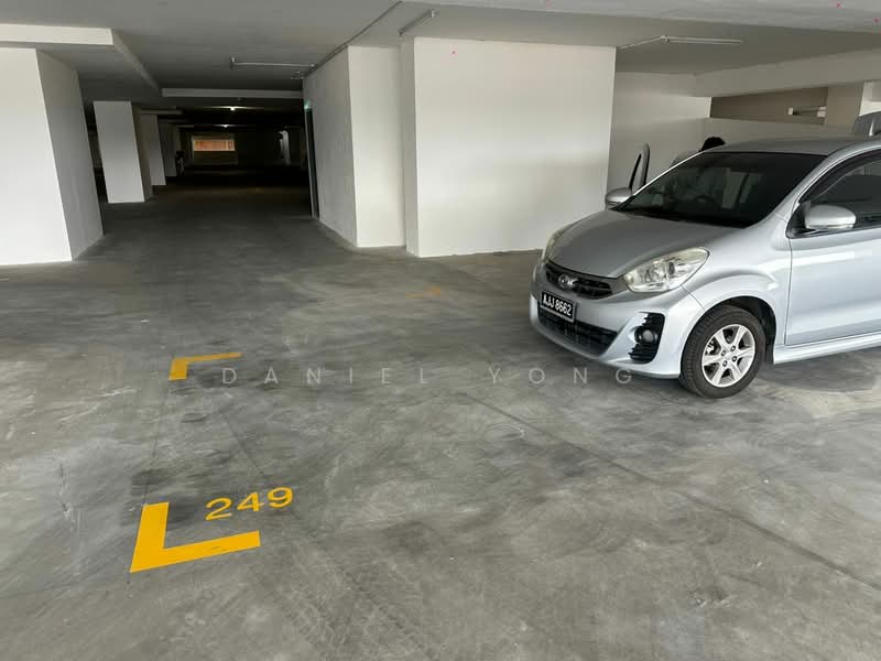 Servis Apartment untuk Disewa di One 49 Residence - Daniel Yong - Car Park - PropertyGuru.com.my