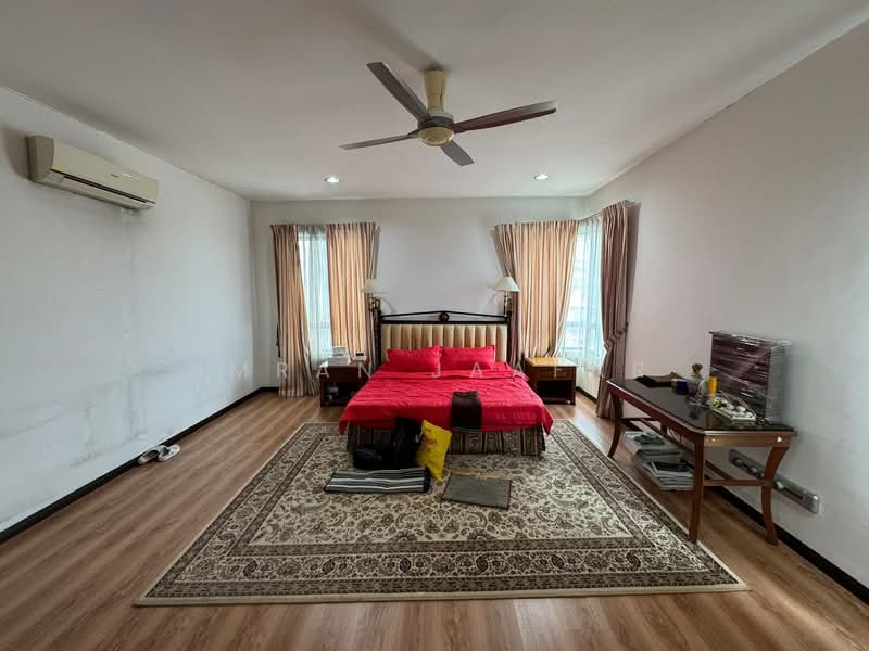 Rumah Berkembar untuk Dijual di Seksyen 27 (Shah Alam) - Imran Jaafar - Bedroom - PropertyGuru.com.my