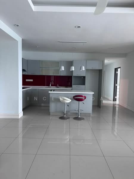 Condominium for Sale at 10 Island Resort - Vincent Koay - Kitchen - PropertyGuru.com.my
