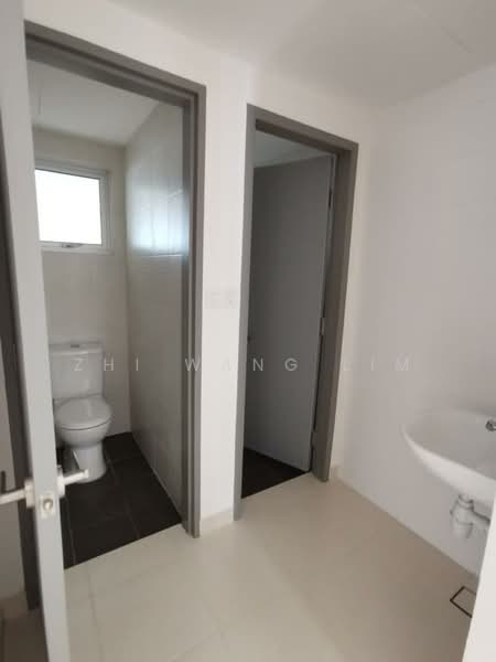 Apartment for Sale at Tropicana Aman - Zhi Wang Lim - Bathroom - PropertyGuru.com.my