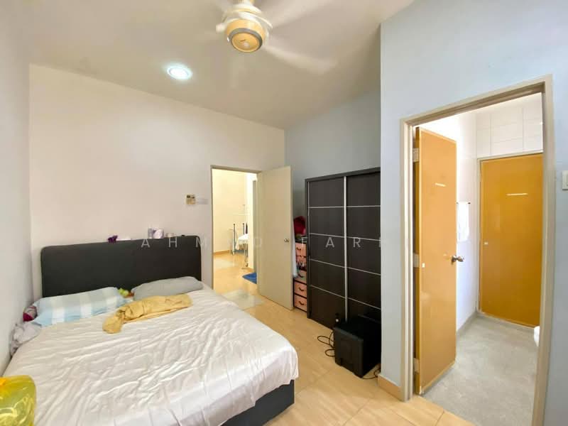 Rumah Teres 2 Tingkat untuk Dijual di Taman Mutiara Indah (Puchong) - Ahmad Farhi - Bedroom - PropertyGuru.com.my
