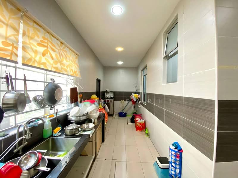 Rumah Teres 2 Tingkat untuk Dijual di Taman Mutiara Indah (Puchong) - Ahmad Farhi - Kitchen - PropertyGuru.com.my