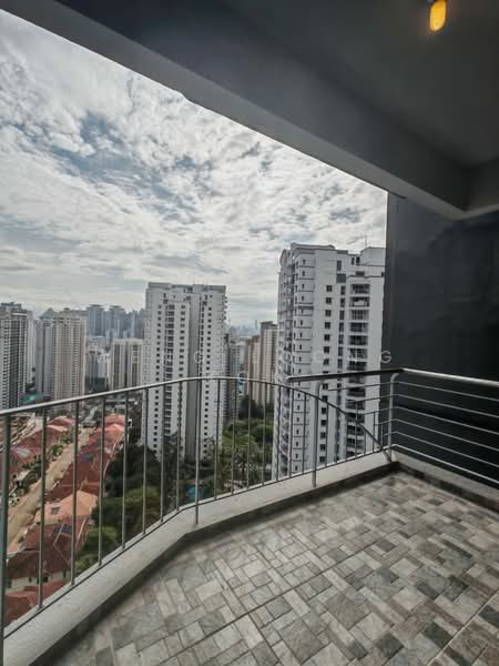 Kondominium untuk Disewa di Kiaramas Ayuria - Weng Loong Kok - Balcony - PropertyGuru.com.my