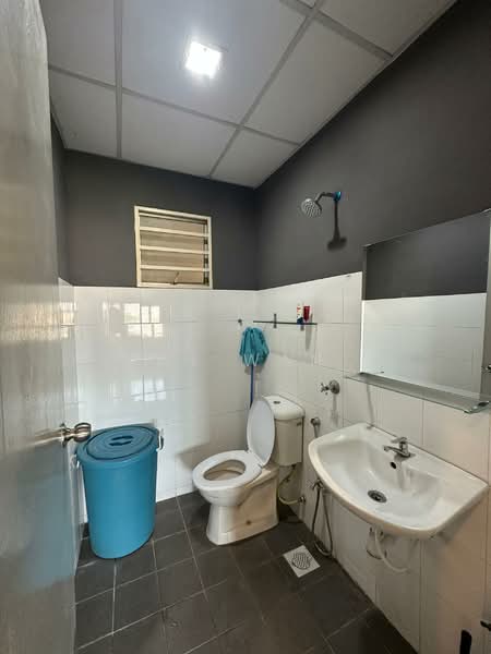 Kondominium untuk Dijual di Casa Idaman - WL Wan - Bathroom - PropertyGuru.com.my