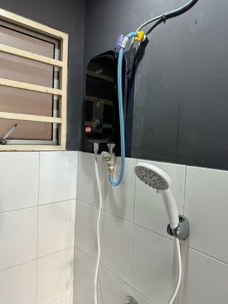 Kondominium untuk Dijual di Casa Idaman - WL Wan - Bathroom - PropertyGuru.com.my