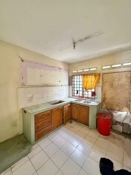 2-storey Terraced House for Sale in Taman Cahaya Masai (Pasir Gudang) - Melinda Ee - Kitchen - PropertyGuru.com.my