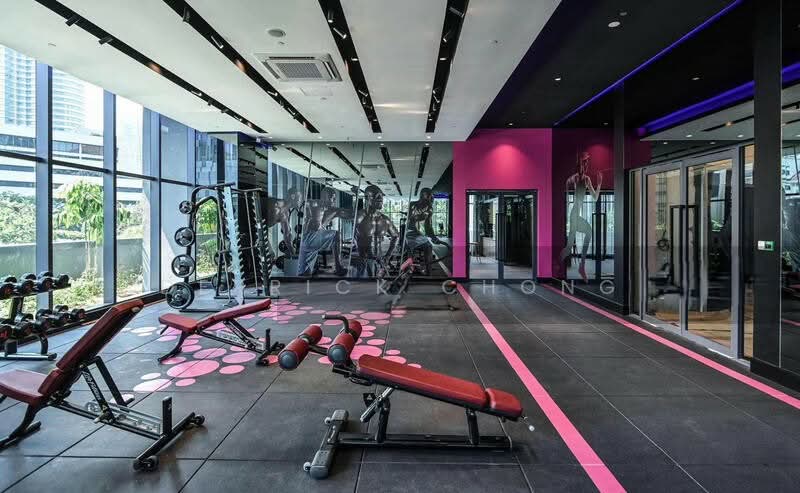 Servis Apartment untuk Dijual di Star Residences Two - Steve Ooi - Gym - PropertyGuru.com.my
