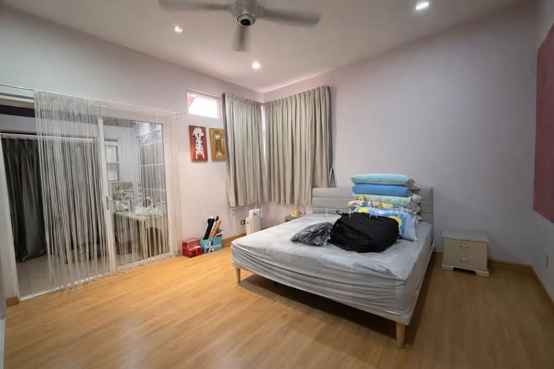 Semi-Detached House for Sale in Ara Damansara (Selangor) - Vincent Liaw - Bedroom - PropertyGuru.com.my
