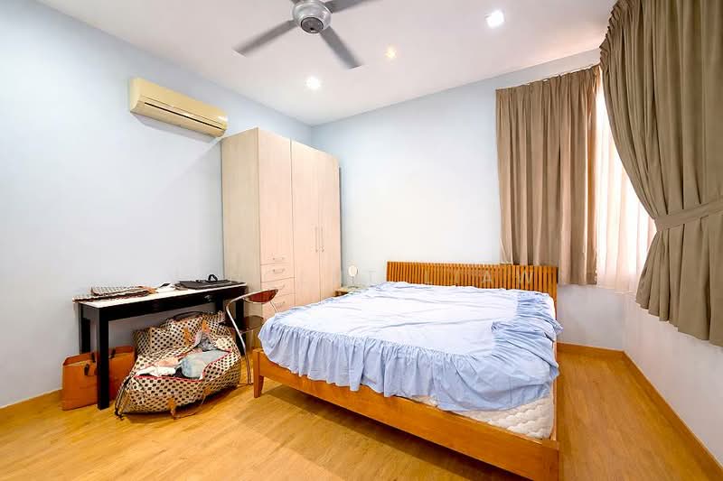 Rumah Berkembar untuk Dijual di Ara Damansara (Selangor) - Vincent Liaw - Bedroom - PropertyGuru.com.my