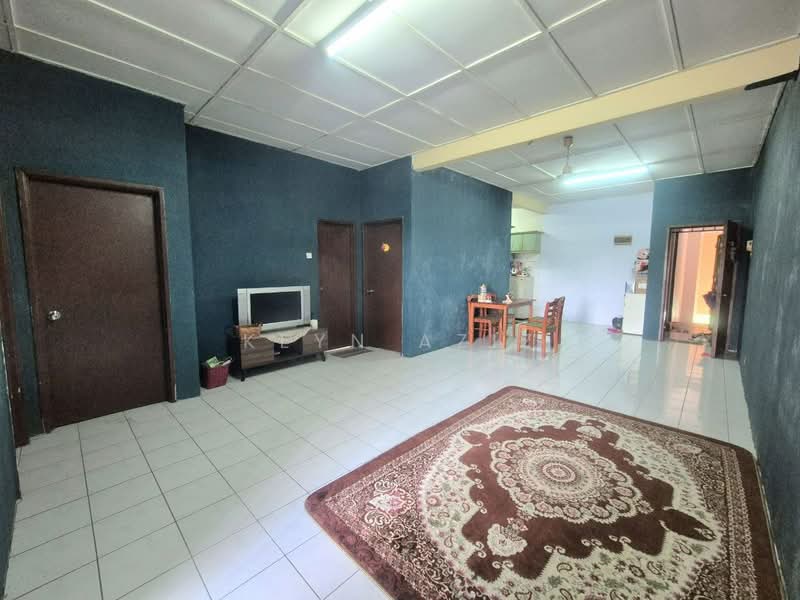 Apartment for Sale at Jasmin Apartment - Keyn Aziz - Living Room - PropertyGuru.com.my