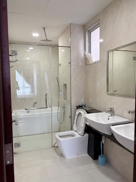 Service Residence for Rent at Paragon Suites @ CIQ - Stella Narita - Bathroom - PropertyGuru.com.my