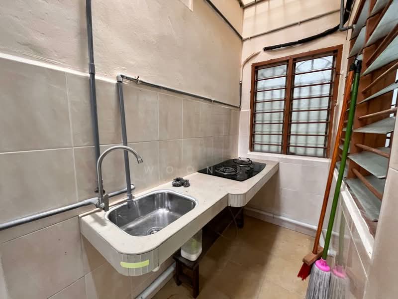 Rumah Teres 1 Tingkat untuk Disewa di Pulau Gadong (Klebang) - Woon . - PropertyGuru.com.my
