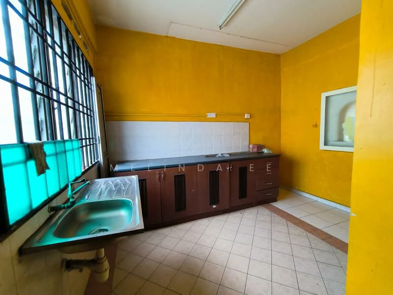 2-storey Terraced House for Sale in Taman Scientex Pasir Gudang (Pasir Gudang) - Melinda Ee - Kitchen - PropertyGuru.com.my