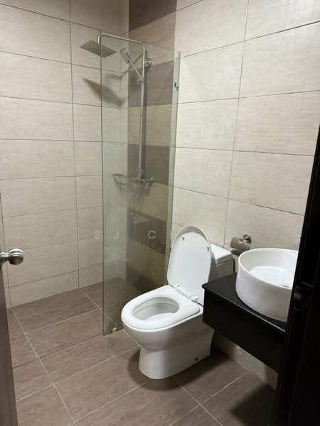 Service Residence for Rent at Molek Regency - SJ CHAN - Bathroom - PropertyGuru.com.my