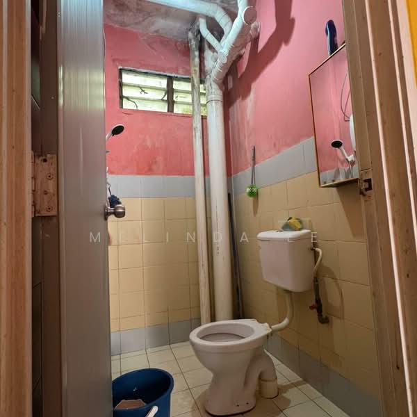 Apartment for Sale at Taman Suria Muafakat - Melinda Ee - Bathroom - PropertyGuru.com.my