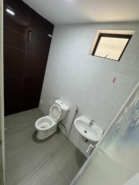Rumah Teres untuk Disewa di Port Dickson (Negeri Sembilan) - Roy Law - Bathroom - PropertyGuru.com.my