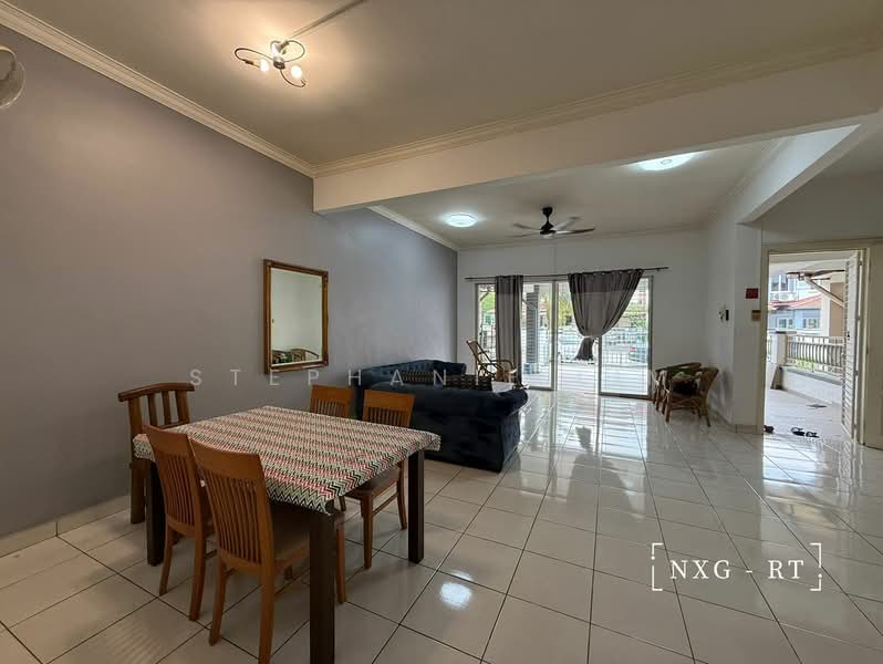 Rumah Teres 2 Tingkat untuk Disewa di Kemuning Utama (Shah Alam) - Stephanie Lim - Living Room - PropertyGuru.com.my