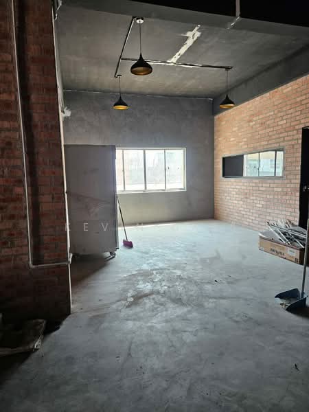 Shop for Rent in Shah Alam (Selangor) - Kevin Dass - Interior - PropertyGuru.com.my